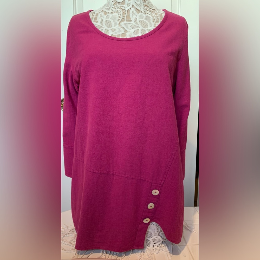 Soft Surroundings Women's Pink Asymmetrical Tunic size M mother-of-pearl button
